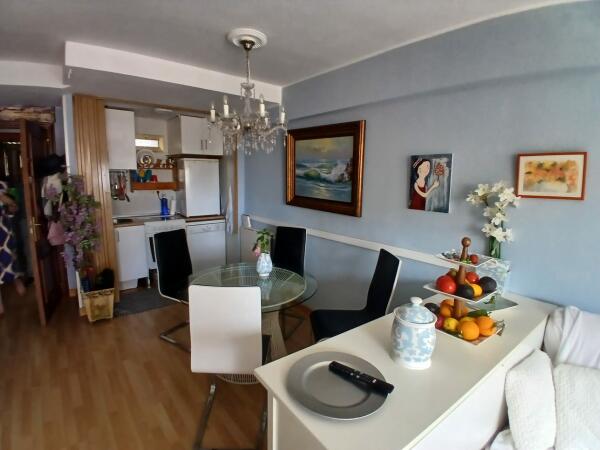 APARTAMENTO EN BENIDORM