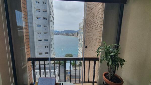 Apartamento En Benidorm / Con Vistas Al Mar